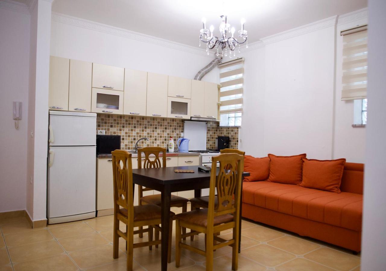 Nea'S Apartment Shkoder Luaran gambar